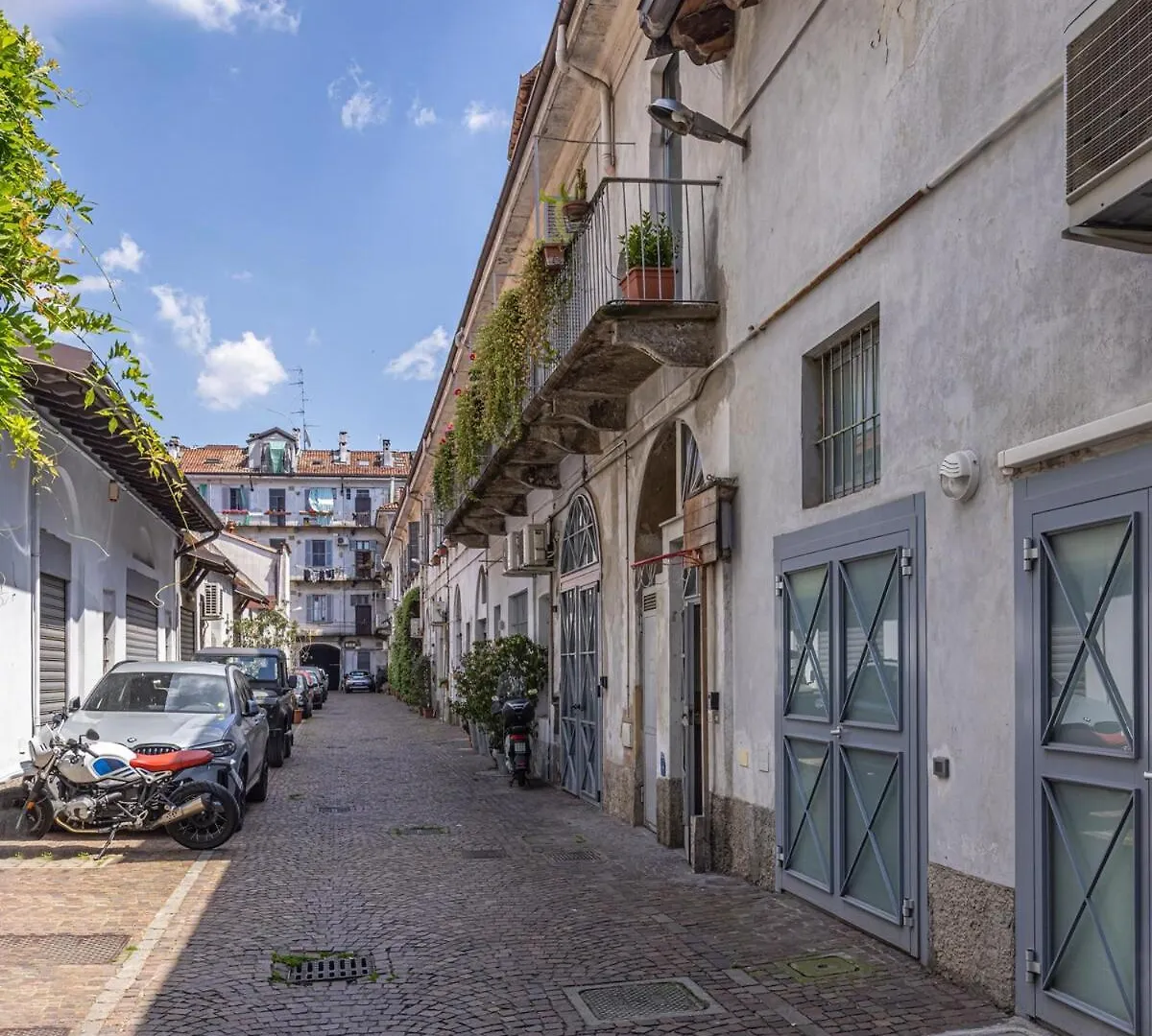 Navigli Typical Milan Home With Private Courtyard Apartament
